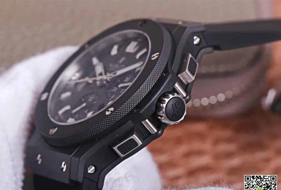 Hublot Big Bang 301.QX.1724.RX V6 Factory 1:1 Best Edition Replica Watch Carbon Fiber Case